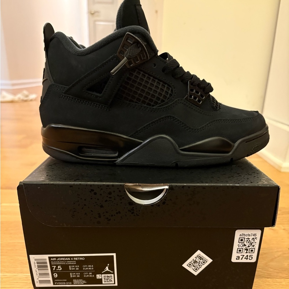 Jordan Men's Black Sneakers size 7.5